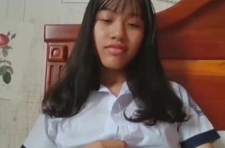 Được địt bởi bọn mẹ nó nữ sinh hư hỏng