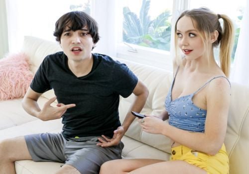 Chị gái dâm đãng cho em trai mới lớn được chịch