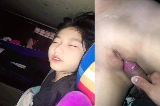 Đụ lén bướm non của em đang ngủ say